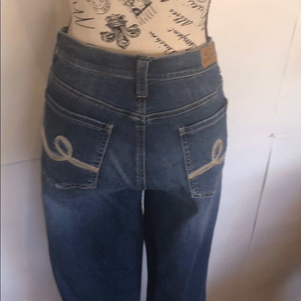 SEVEN BLUE JEANS 👖